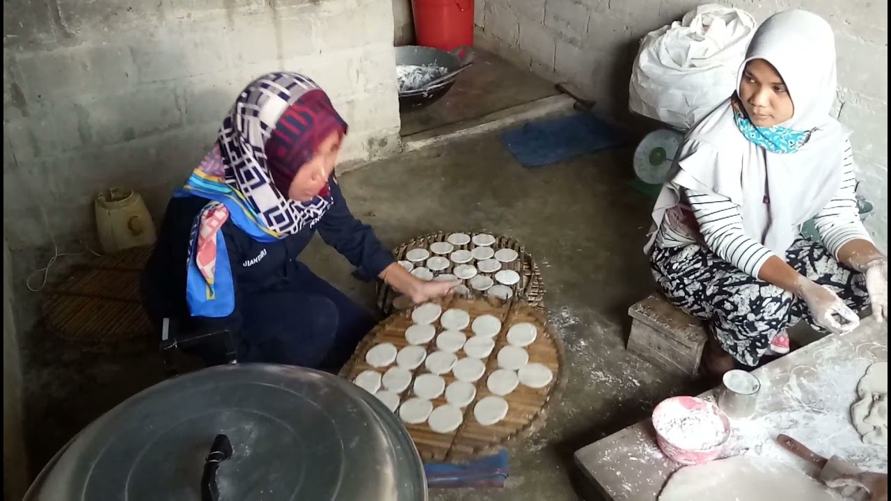 Cara membuat kemplang bakar