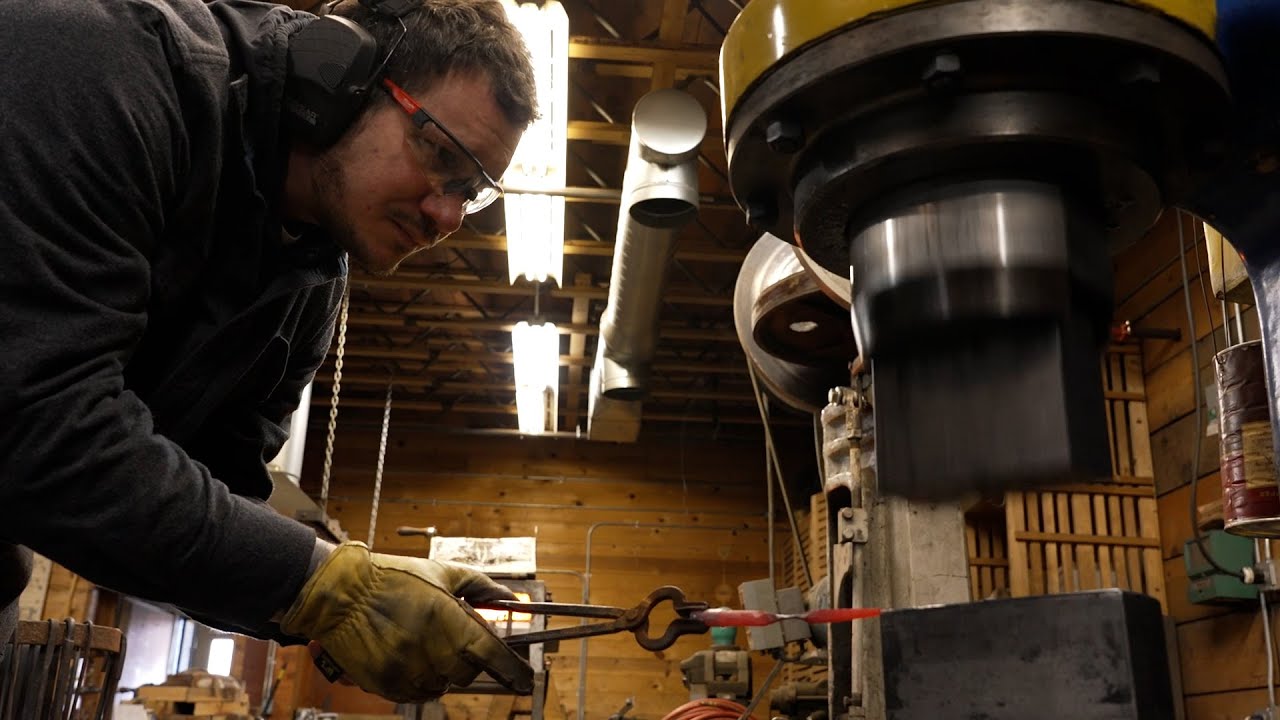 World renowned Russian metal artist now calls Bend home