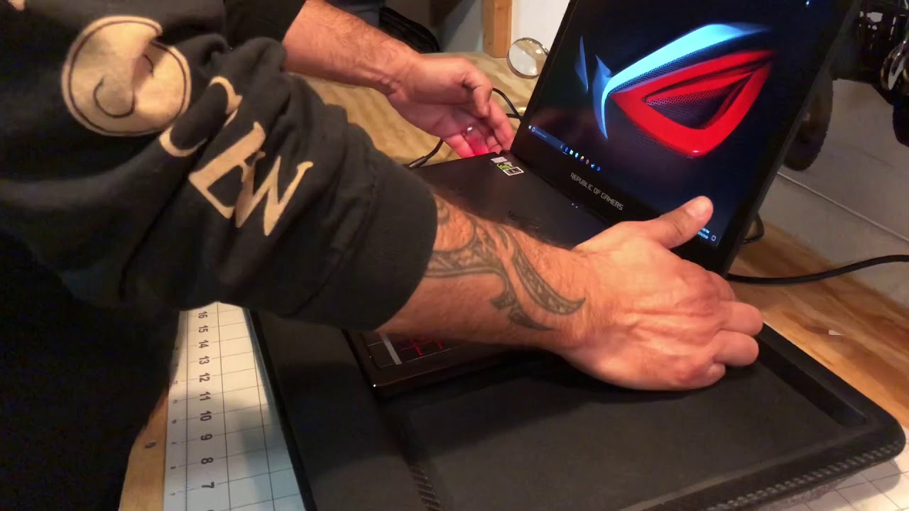 2018 ASUS ROG Zephyrus Gaming Laptop - Intel Core i7 8750 NVIDIA GeForce GTX 1080 144hz GX501GIXS74