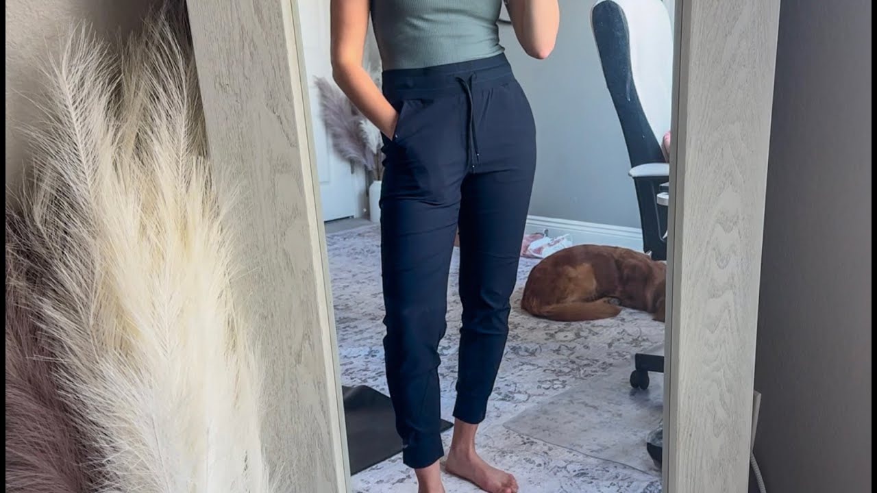 Honest Review of CRZ Yogas High Waisted Joggers | Womans Fitness Fashion