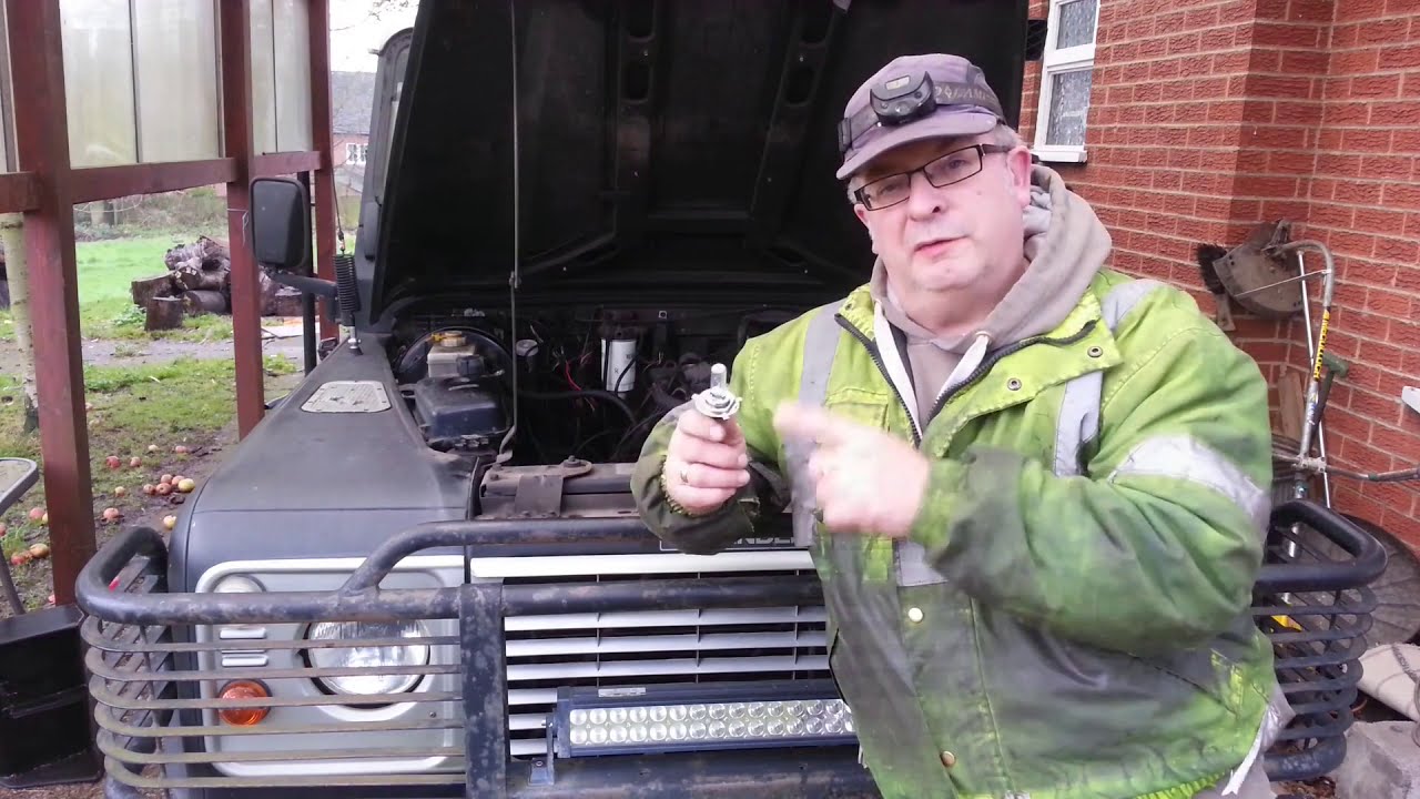 Finding the cause of a repeat blowing fuse on a Land Rover Headlamp