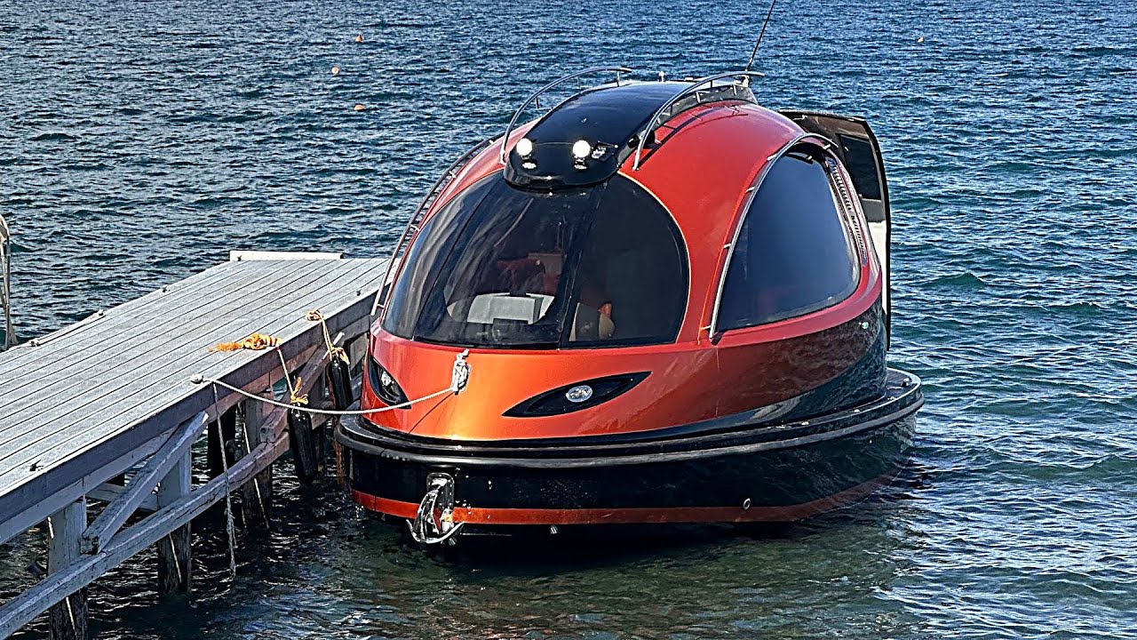 Hyper Sport Jet Capsule: The Futuristic Watercraft with a Transformable Interior