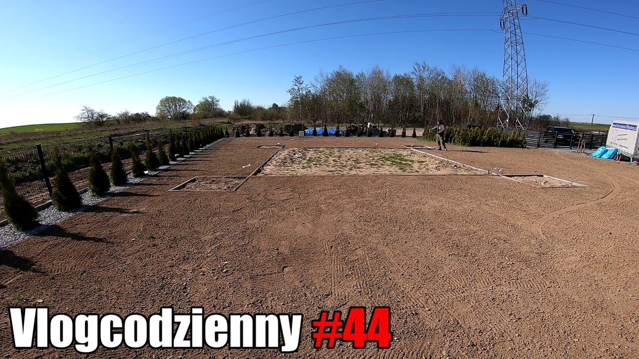 #vlogcodzienny #44 - Jak przygotowujemy działkę pod trawnik?