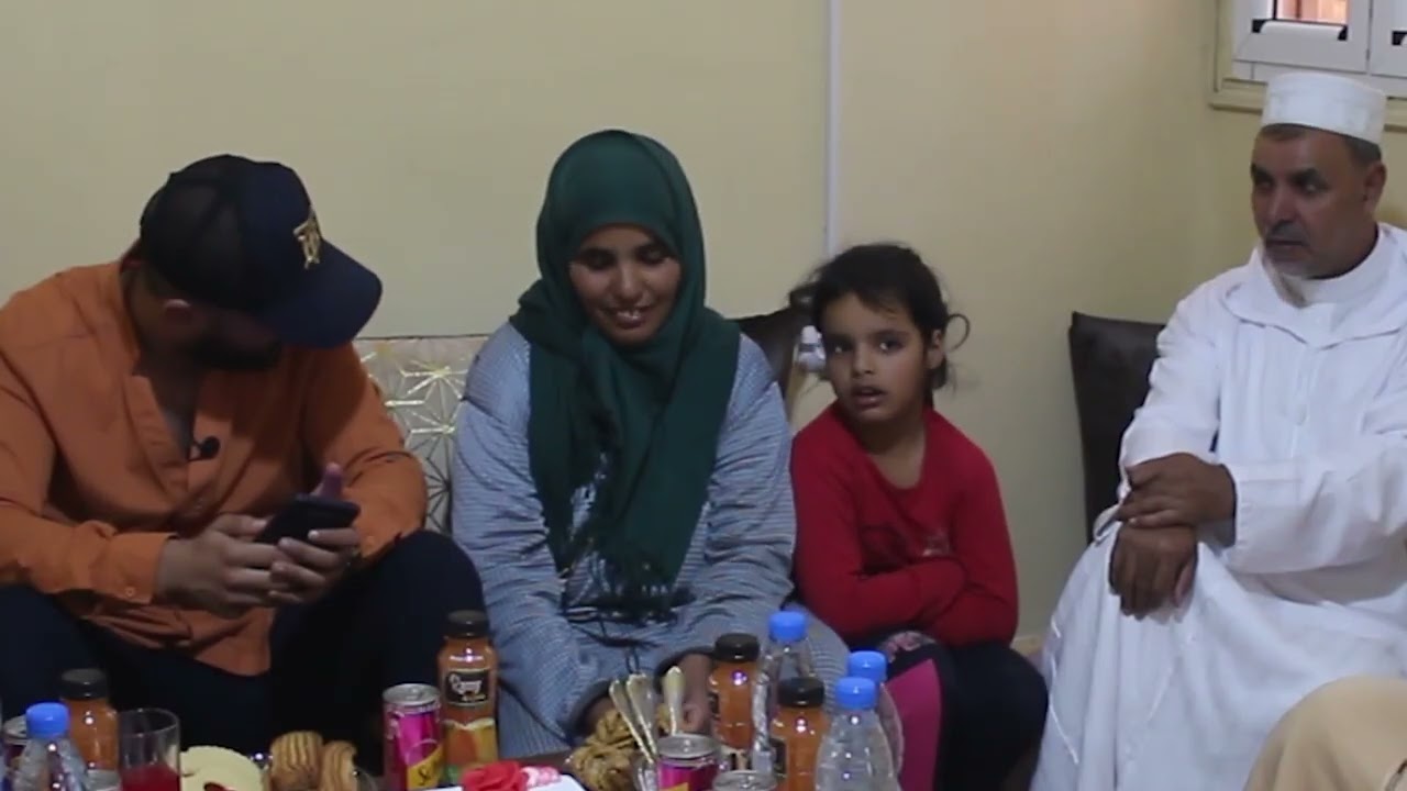 الأخت اليتيمة لم تكن تعرف بأن هذا هو بيتها الذي إشتراه المحسنون  و عندما دخلت حدث ما لم يكن متوقعا
