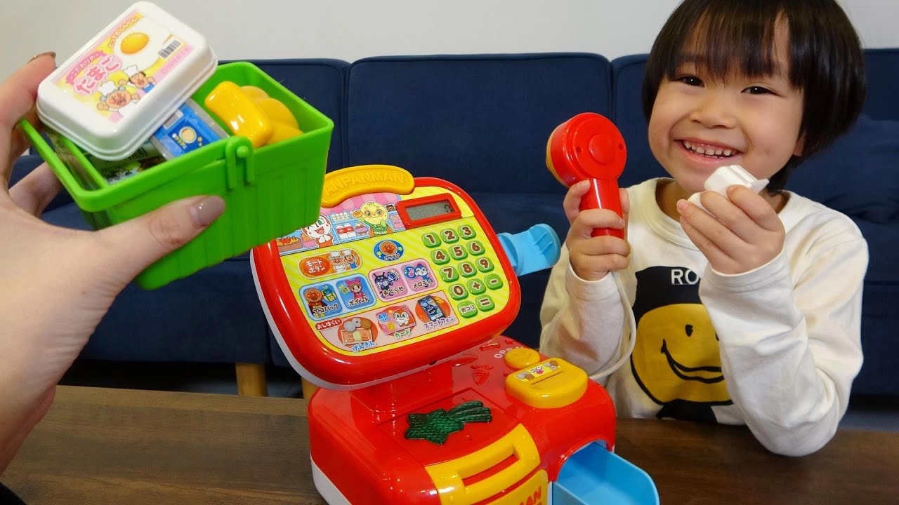 レオくんがレジスターでお店ごっこをして遊ぶよ！ レオスマイル