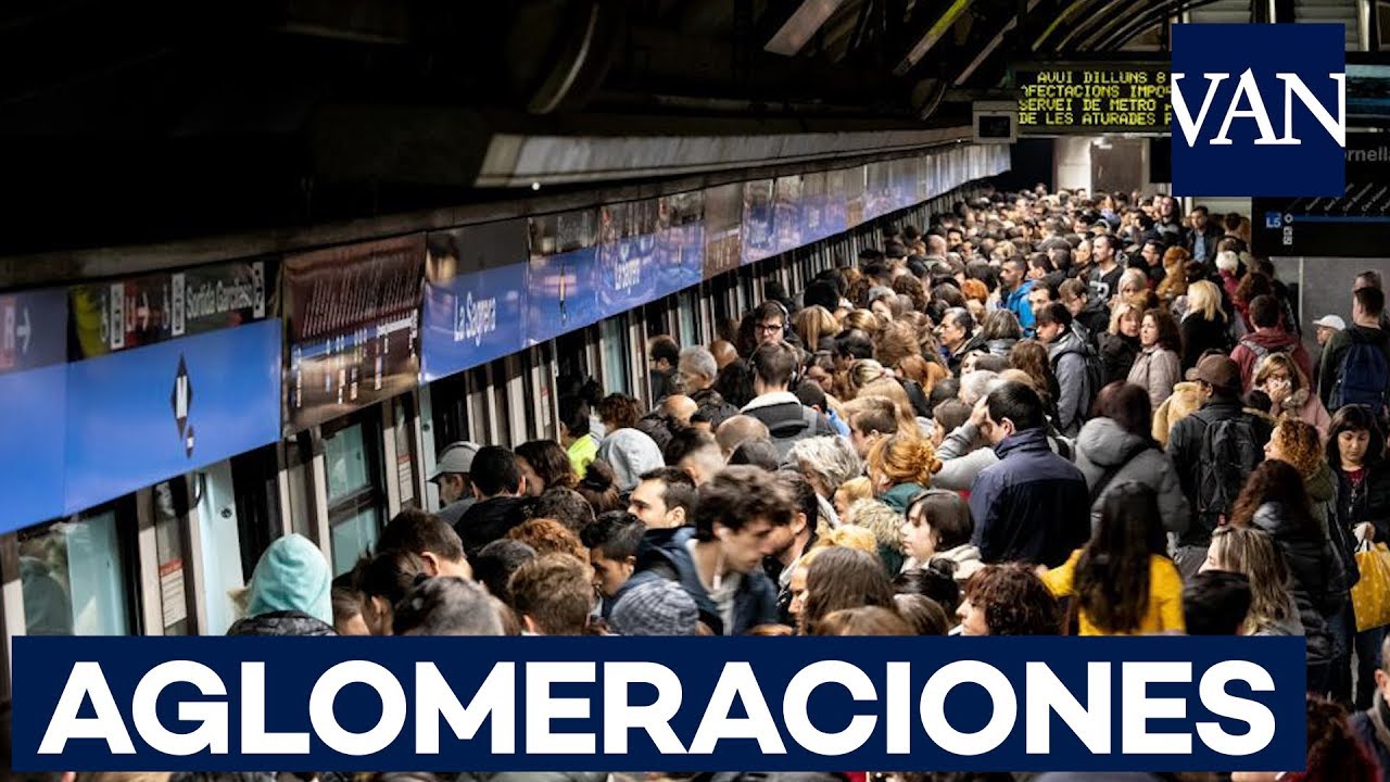 Aglomeraciones por la huelga de metro en Barcelona
