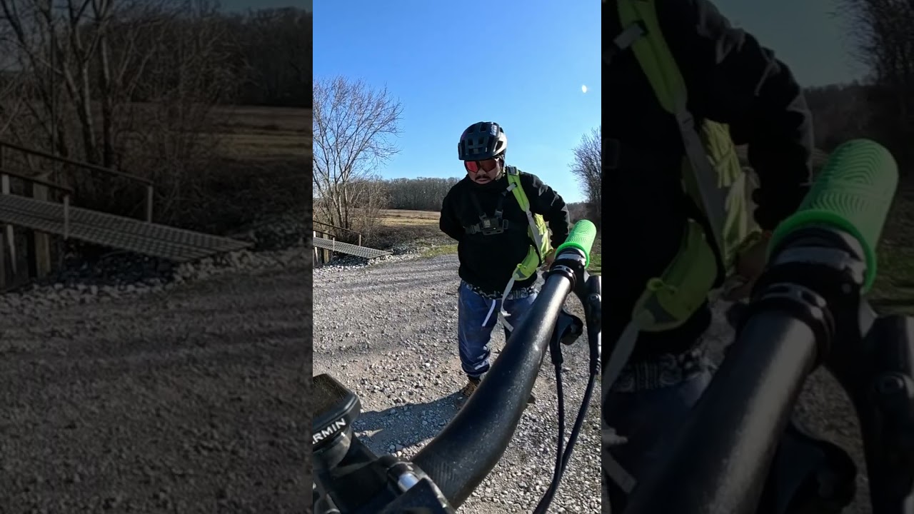 Bike ride #MTB #gravelroad #river #chingon #chulada 💯💯🚵‍♂️🚵‍♂️🔥🔥