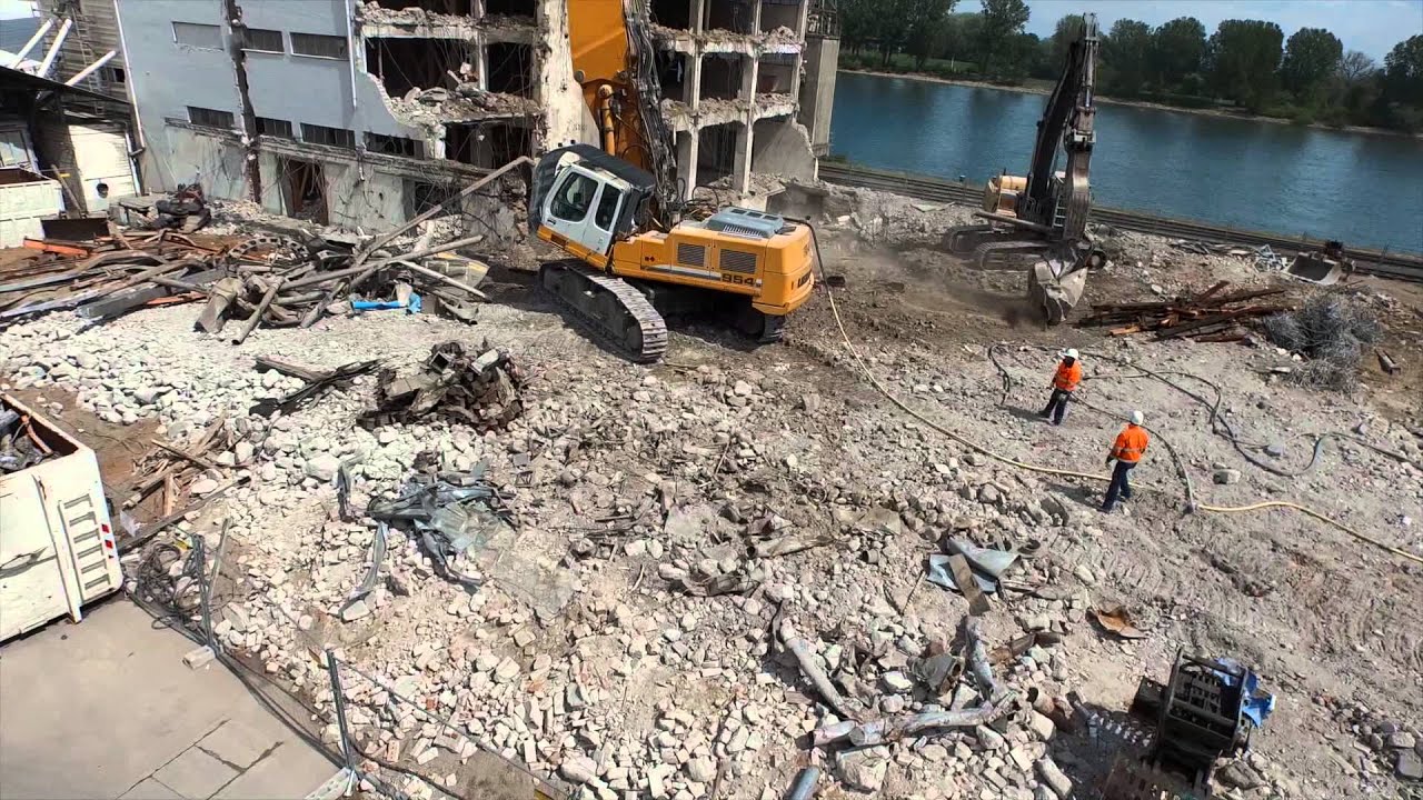 RAIFFEISEN WORMS sat INDUSTRIE ABBRUCH GMBH · Longfront Liebherr 954