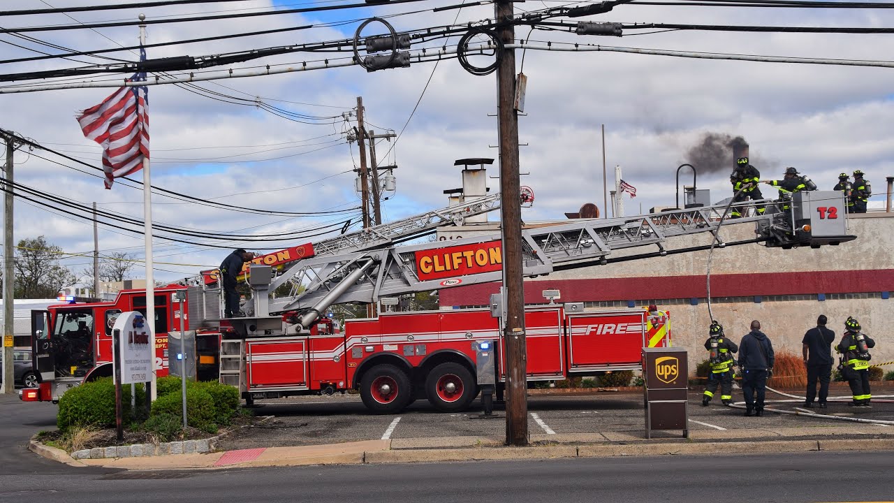 Working Commercial Structure Fire In Clifton Nj Bloomfield Ave 4-27-25