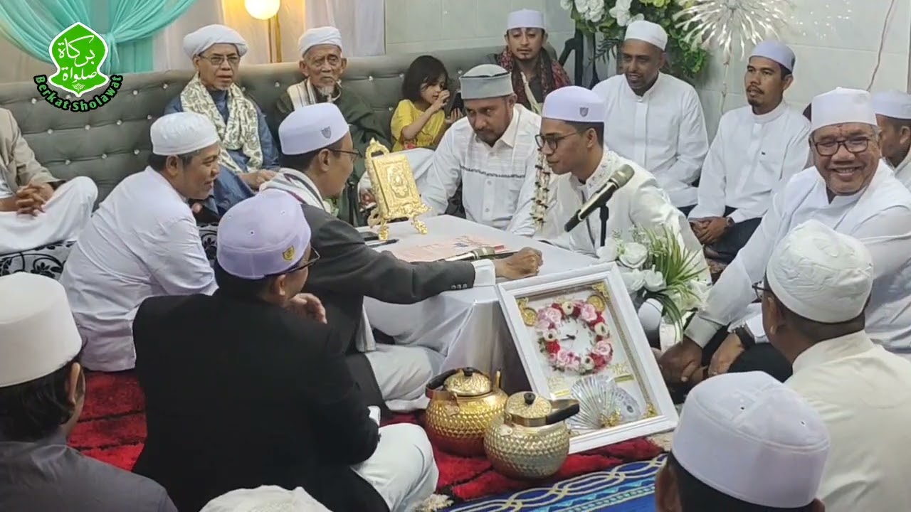 Prosesi Akad nikah ( Nida & Herry ) Oleh Guru Qomaruddin ( Guru Busu ) Amuntai HSU