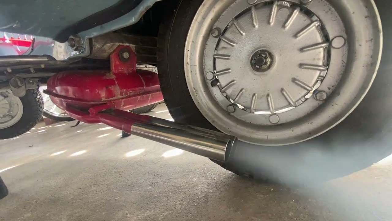 sip road 2.0 exhaust #vespa2t #vespasuper