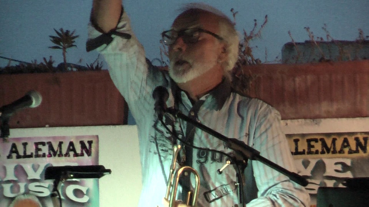 Trompet-Super-Medley by John Quadflieg in Bar Aleman Calpe Spain