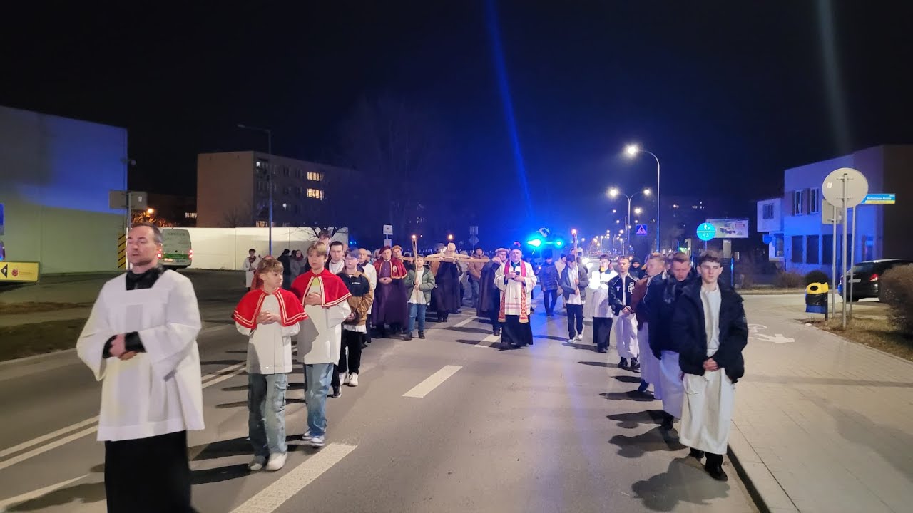 Droga Krzyżowa zjednoczyła tarnobrzeskie parafie - 2025 r.