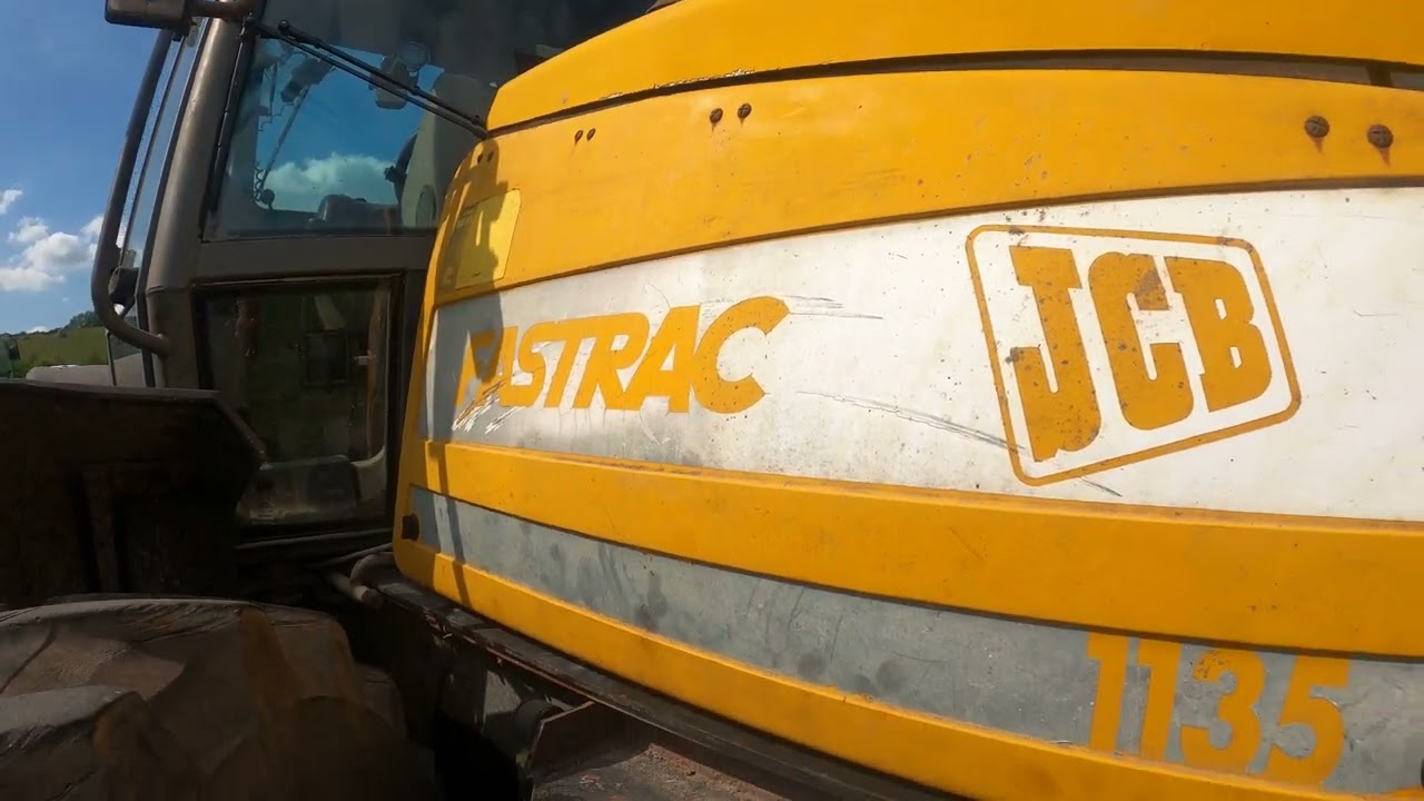 1996 JCB Fastrac 1135 6.0 Litre 6-Cyl Diesel 4WD Tractor (147 HP)