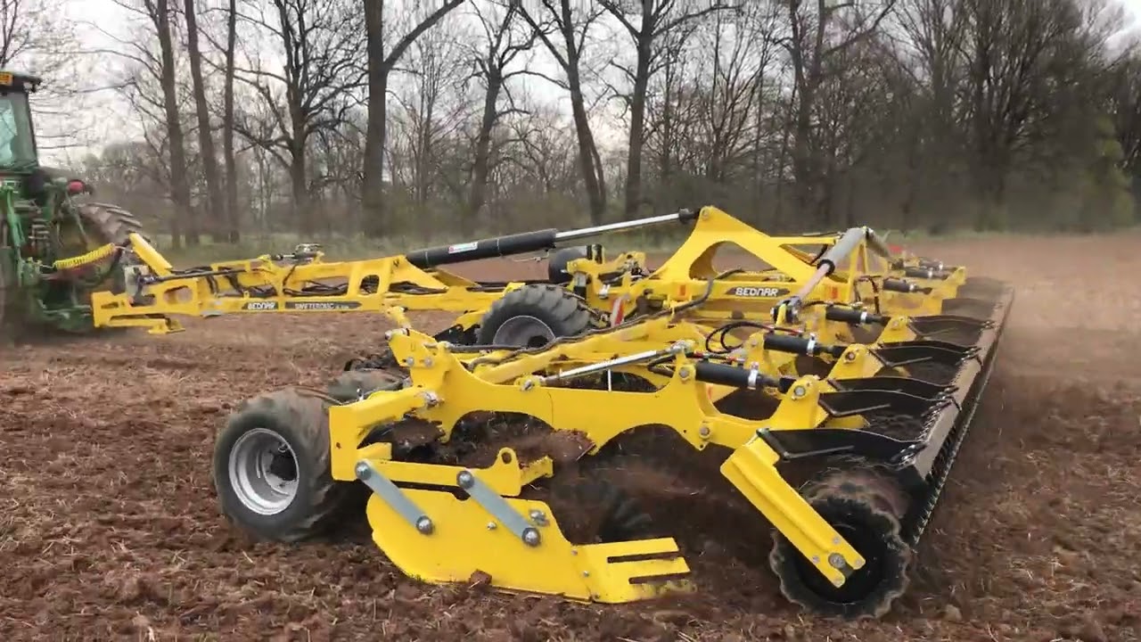 BEDNAR FMT SWIFTERDISC XE 10000 - model 2022 + JOHN DEERE 8345RT