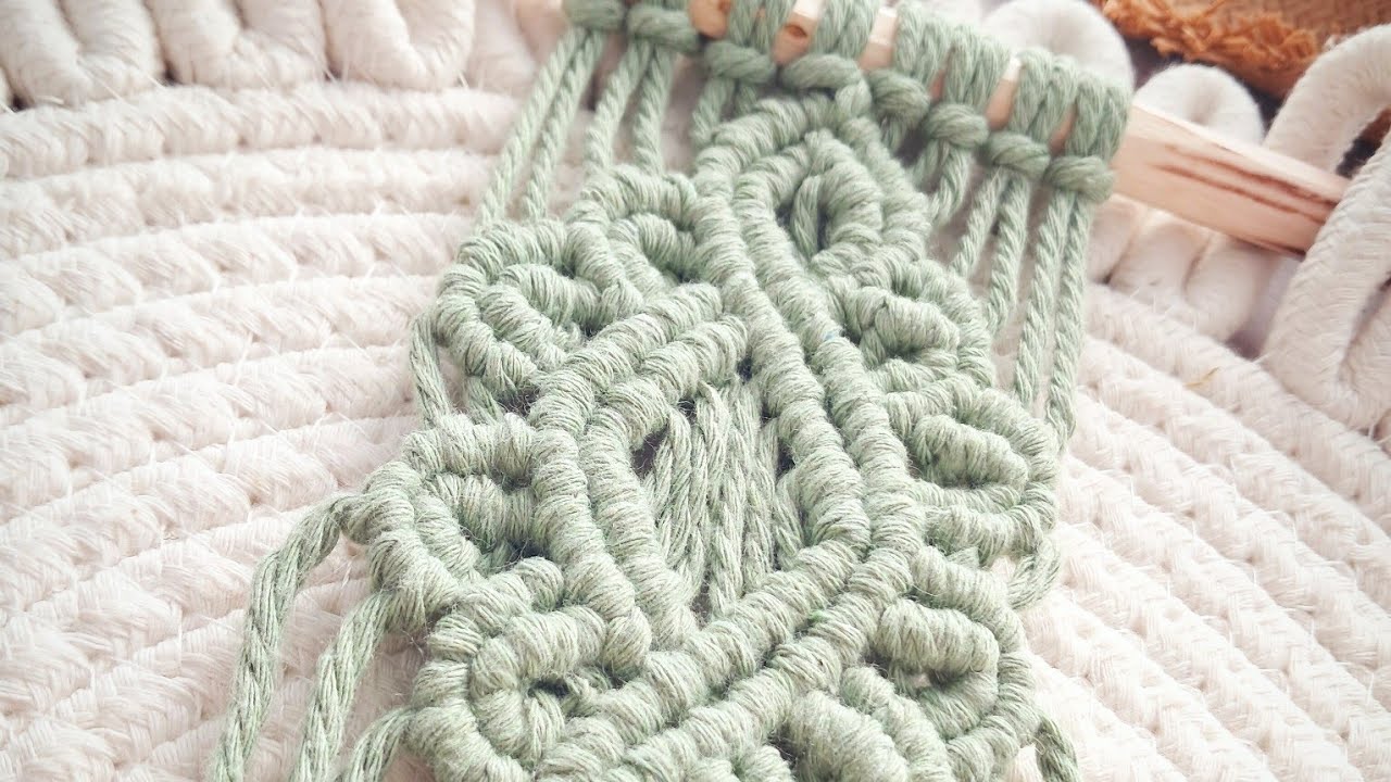 DIY Macrame Hat hanger | Tutorial