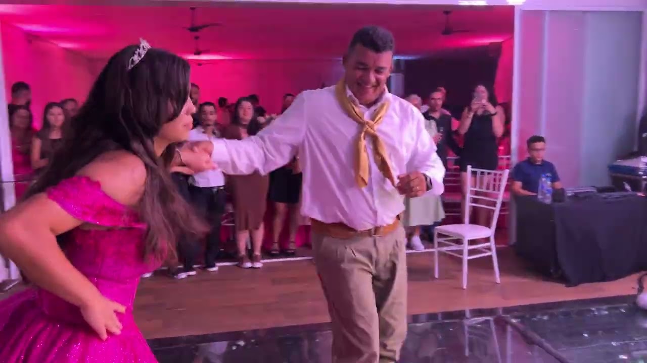 Você Precisa Ver Essa Dança Gaúcha! | Ana Laura 15