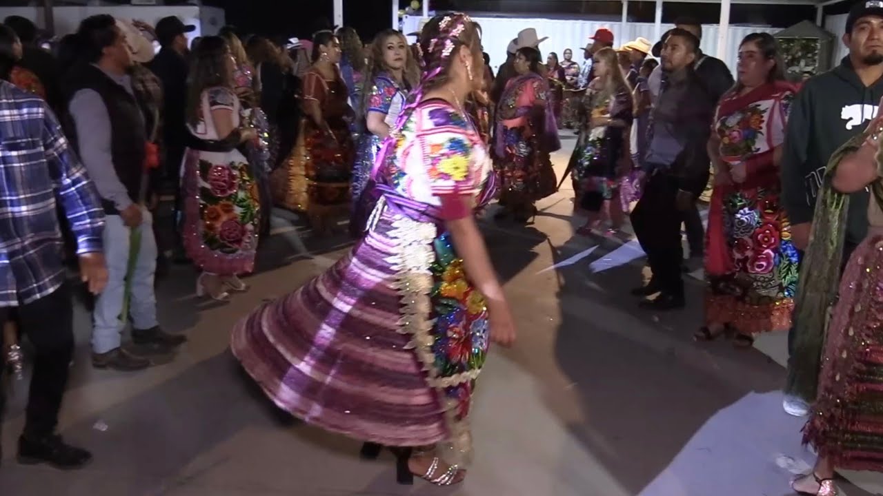 Dime De Una Vez Con Los Aventureros Quince De  Joselyn Marcelo