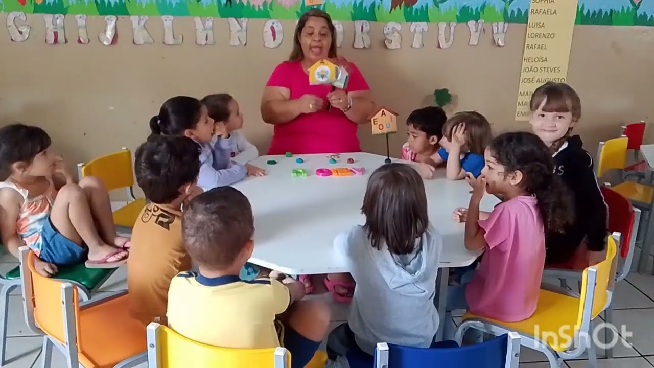 História A casa das Vogais 