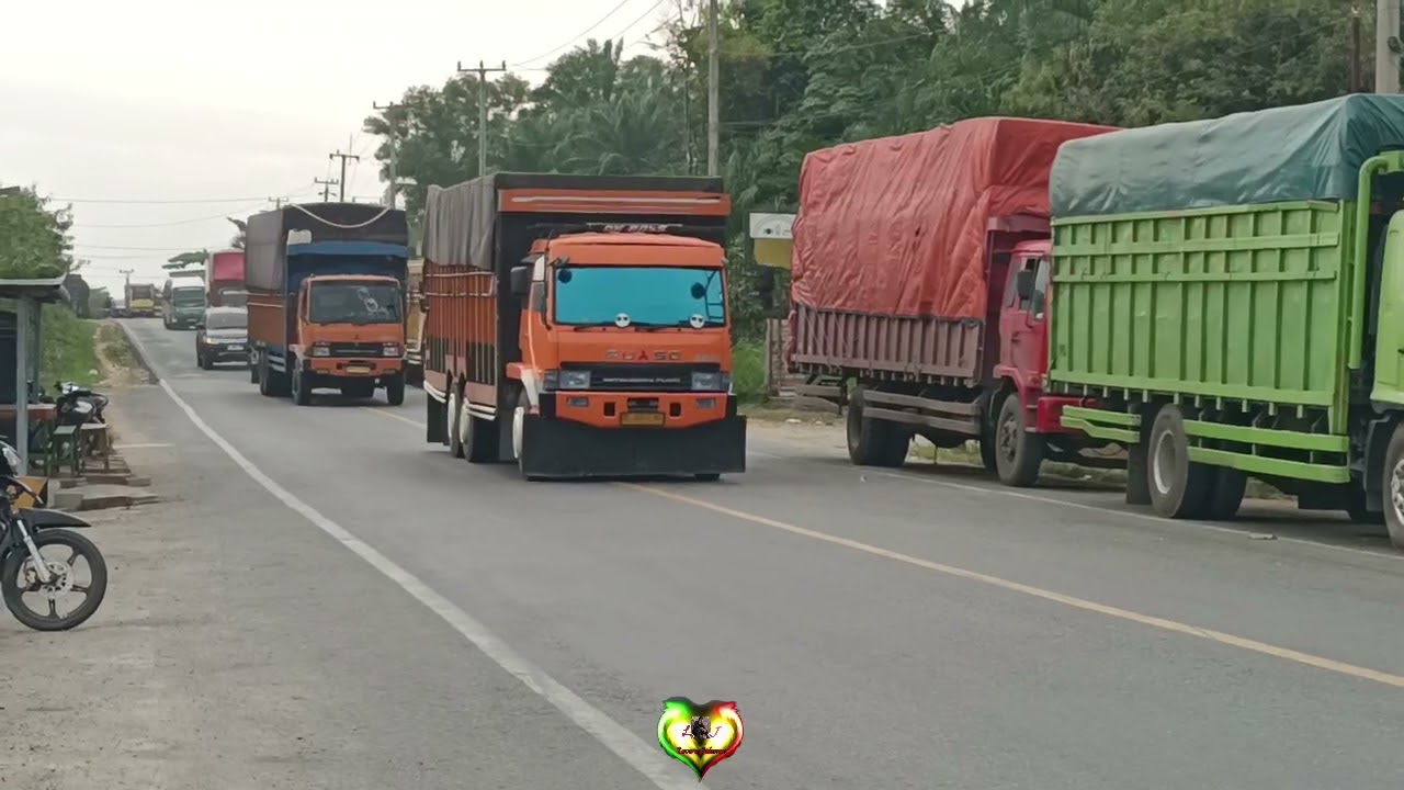 DISAAT ANTRIAN MINYAK TOKE JERUK BELI BAKSO MANTUL PJR 