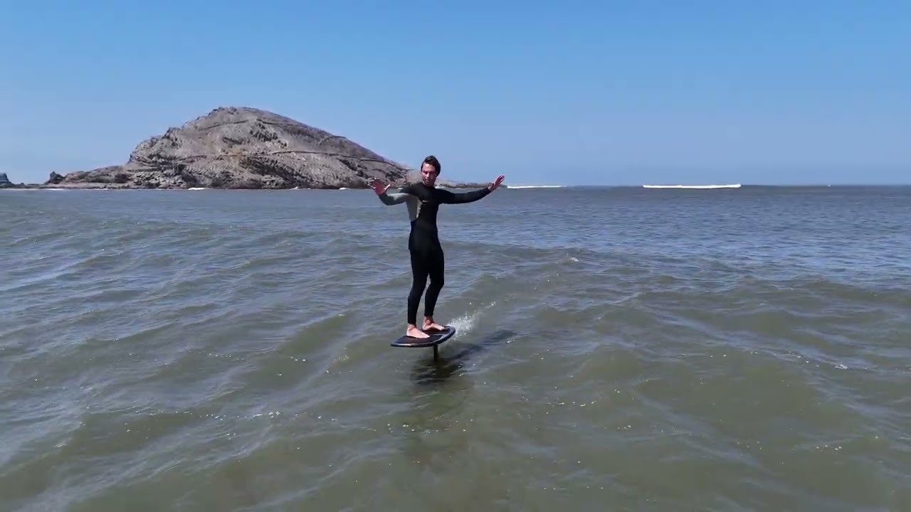 Tow Foil Surfing Chicama: Sample 1