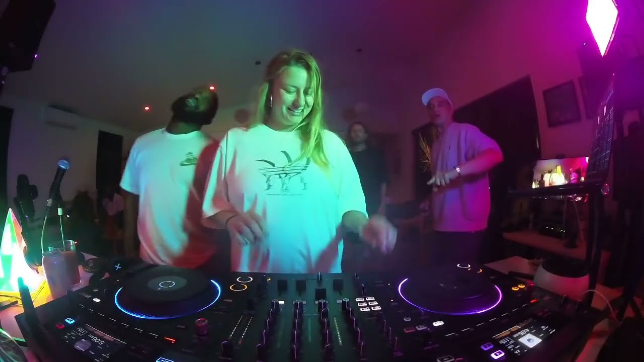 KATYA at DEVISTA 015 💫