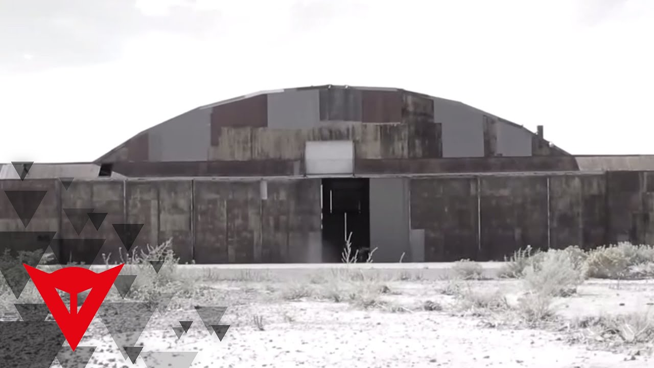 Dainese & Confederate: Solitude AT 180