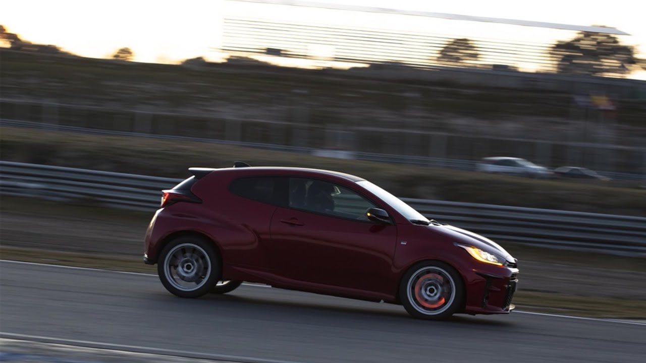 Toyota GR Yaris vs 991 GT3/Lancer Evo - Circuito del Jarama