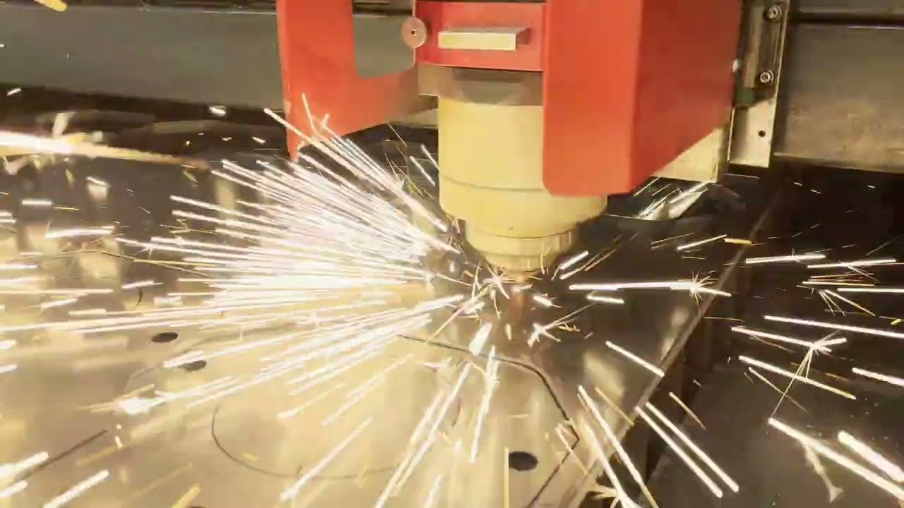 Taglio laser fibra su lamiera S275JR spessore 15 mm