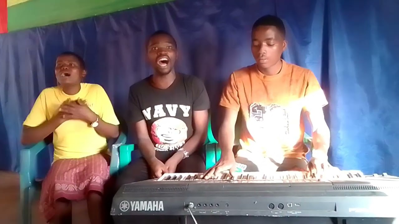 Imana irambiwe noguhoriruhanya nubwo yiremeye by Jack vs twiri pianister and Odeth 