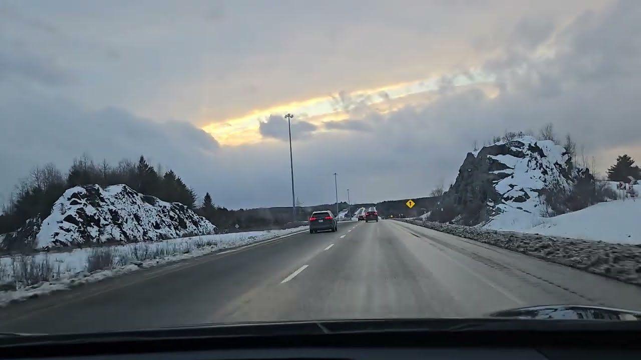 11 janvier 2026 /16h08/ #sherbrooke #destination #montreal #lasalle #quebec #canada  #autoroute 