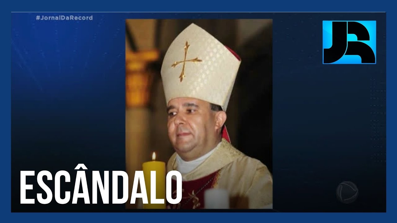 Bispo da Igreja Católica renuncia após ter vídeos íntimos divulgados