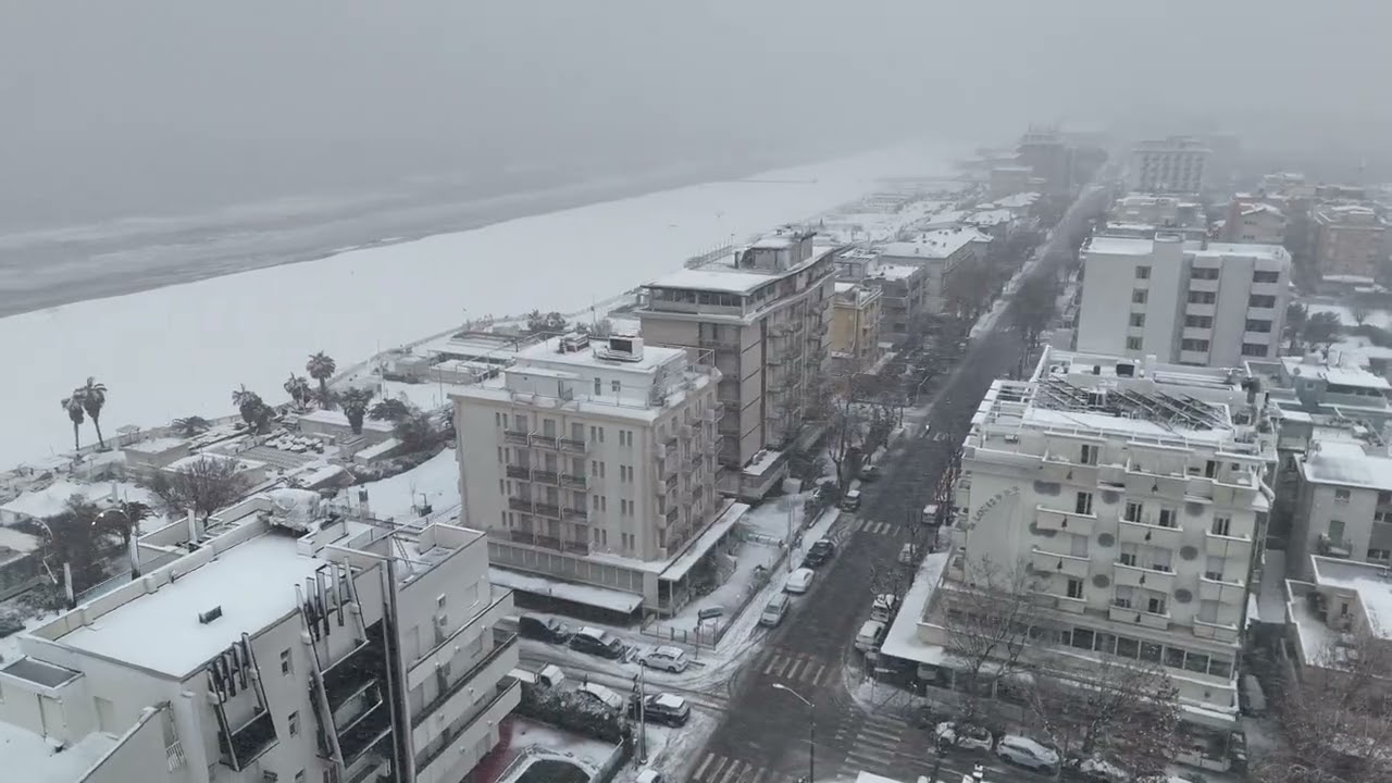 Hotel Centrale Miramare - Sotto la neve