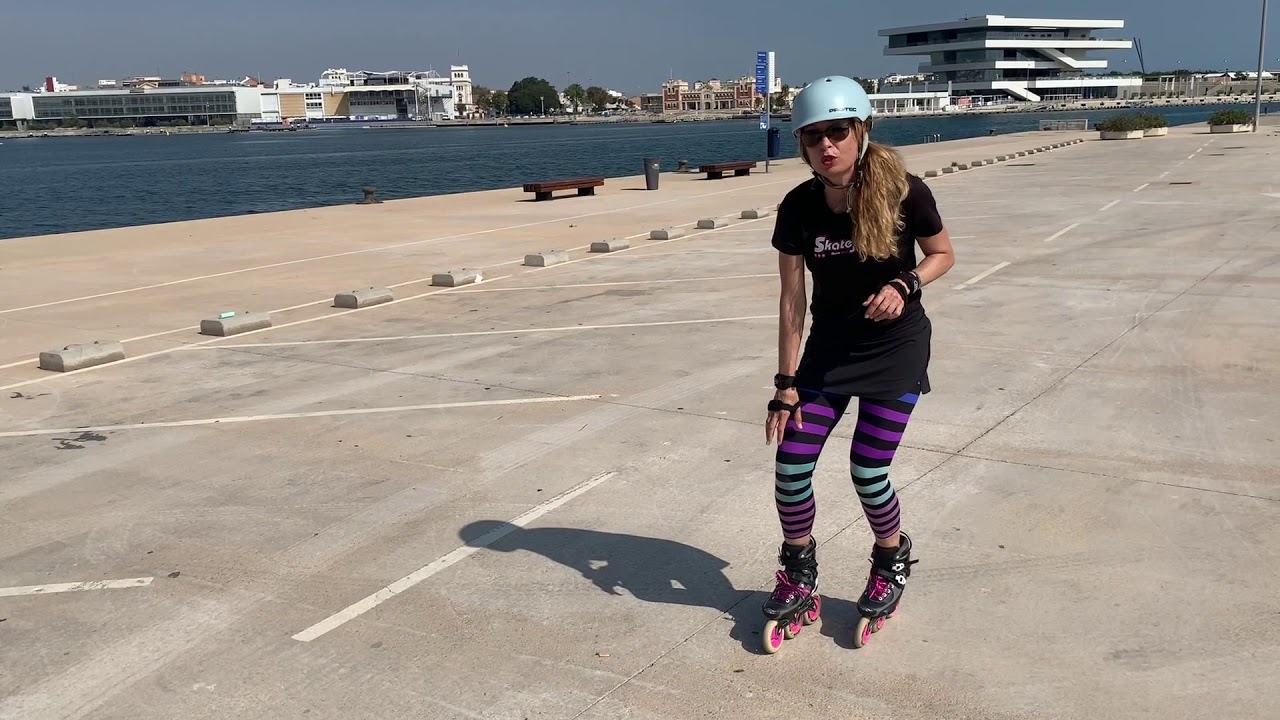 Tutorial: How to skate up and down street kerbs (or curbs in USA) on rollerblades & inline skates.