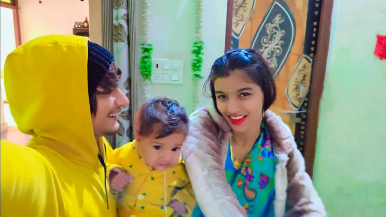 Love marriage couple vlog||आज तानिया पहलीबार तैयार हुई🥰||#couple #vlog 