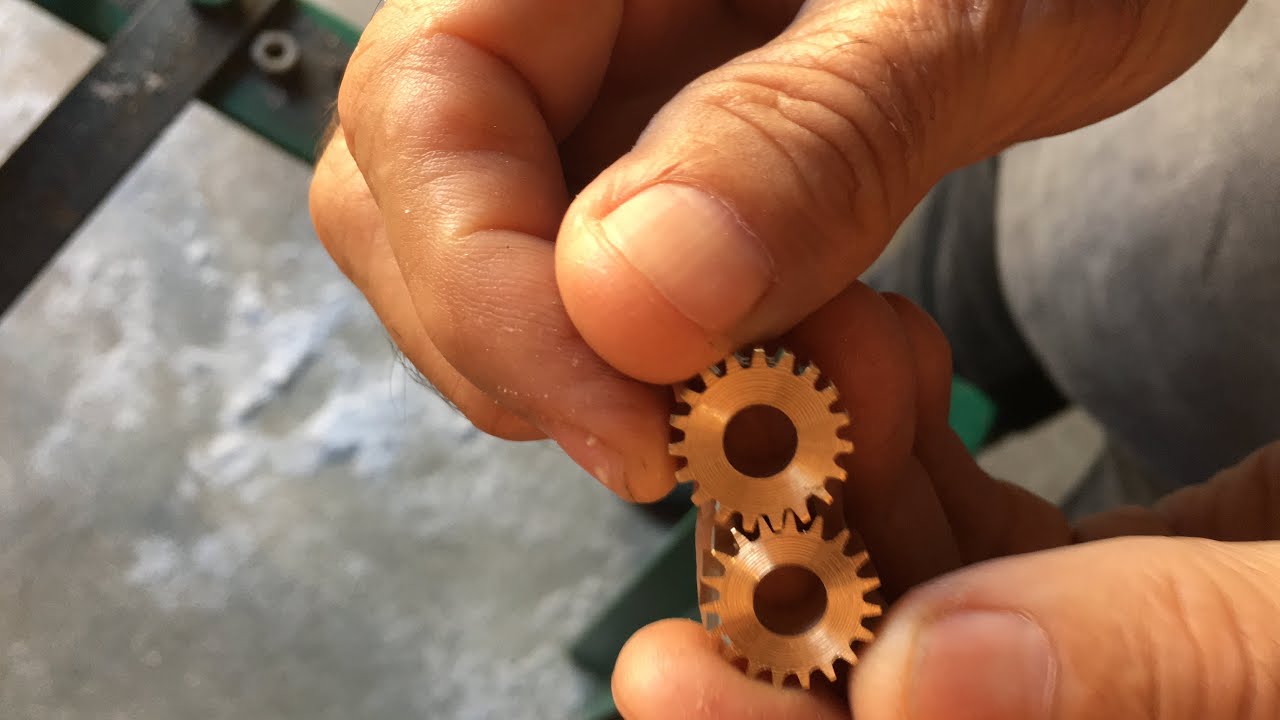 fazendo engrenagem de latão com cálculo