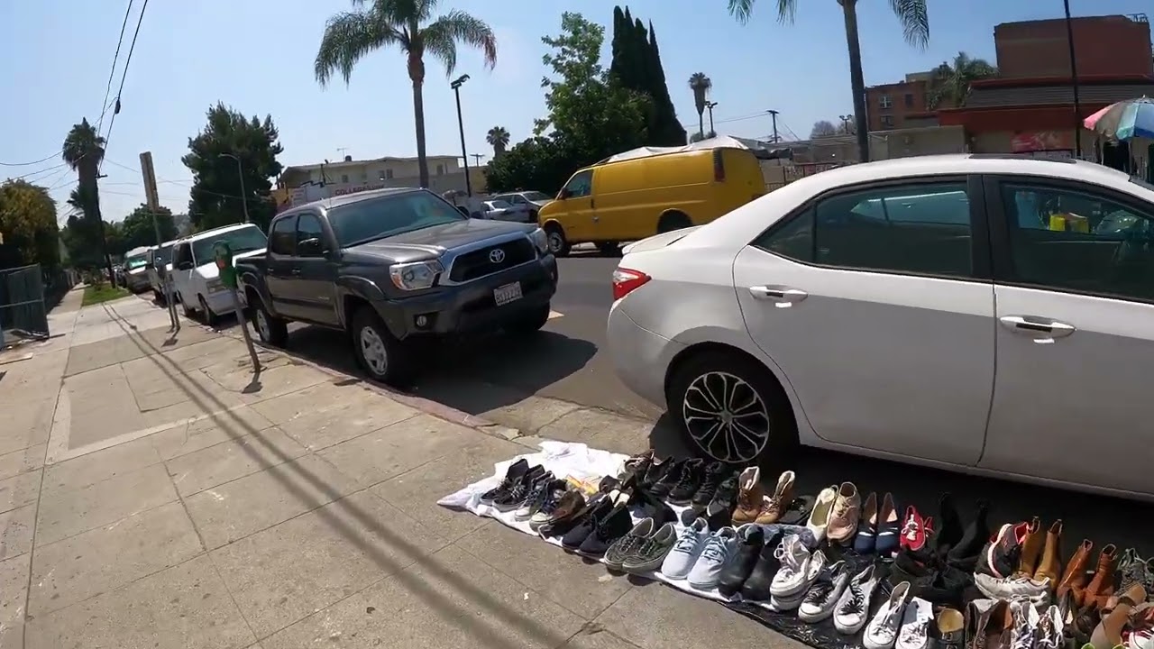 Walking flea market in LA!