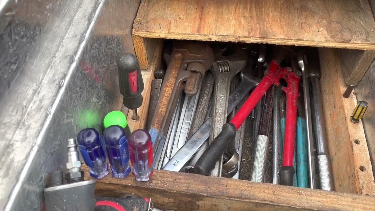 Old 92 Ford Toolbox Tour