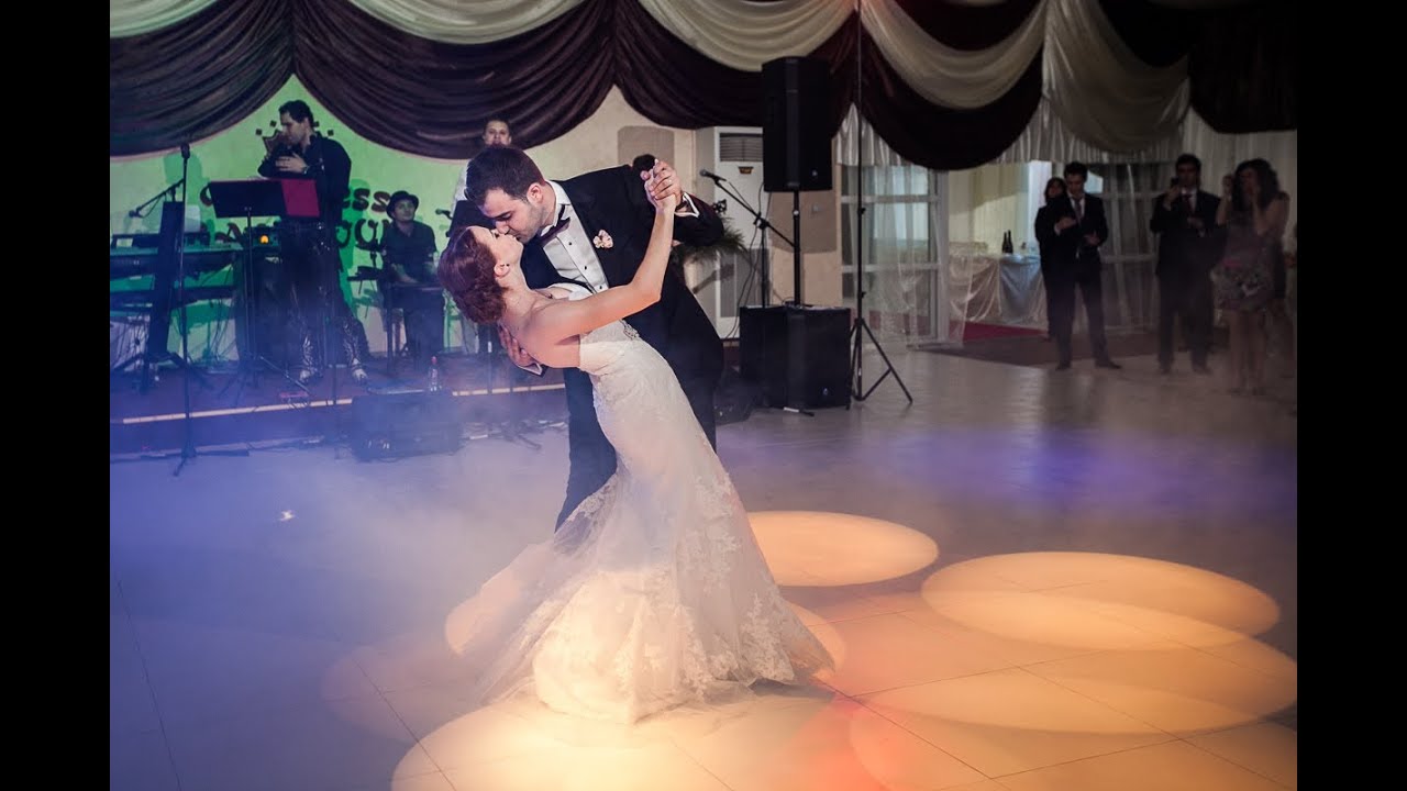 Dansul mirilor , Bryan Adams - Have You Ever Really Loved A Woman? , Valsul mirilor