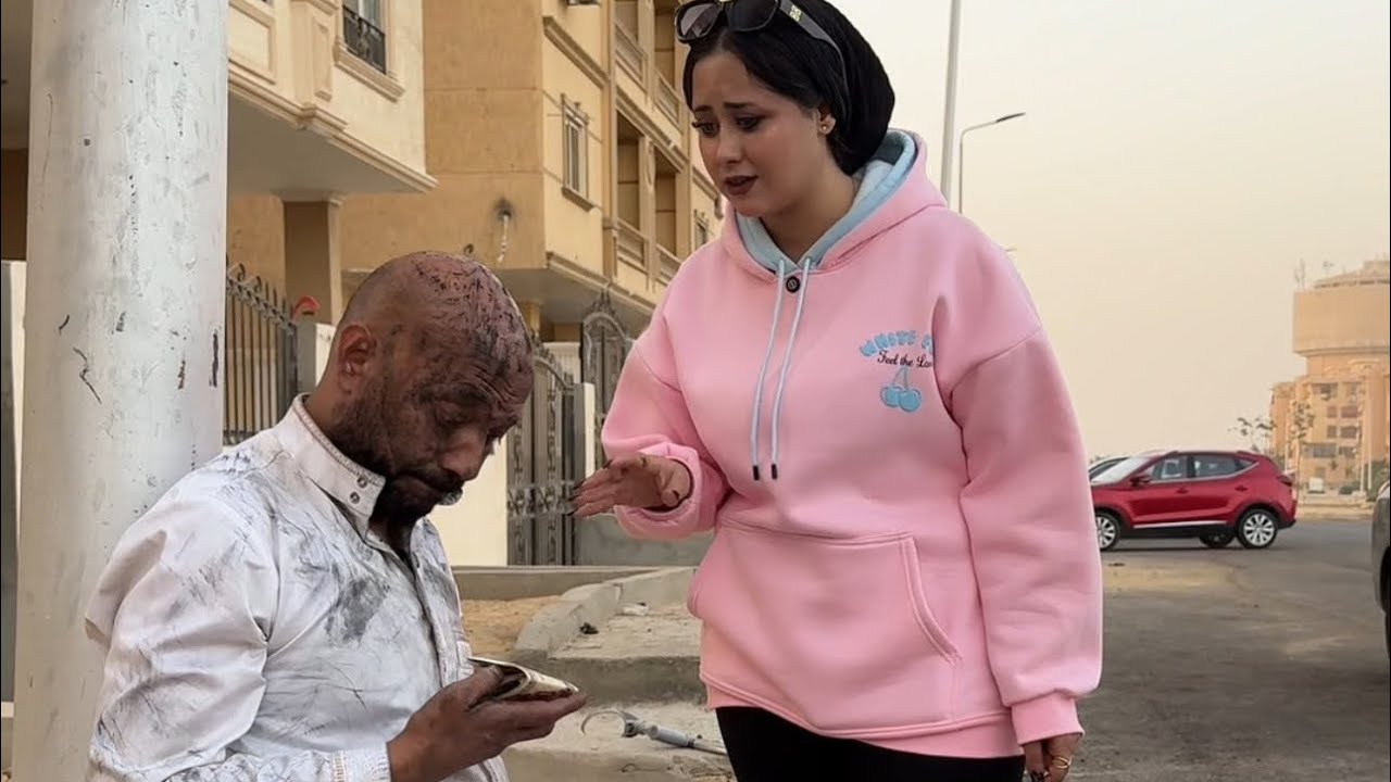 ‏بنت تستخدم حيلة ذكية لا تكشف خطبها على حقيقته😱الجزء الثانى