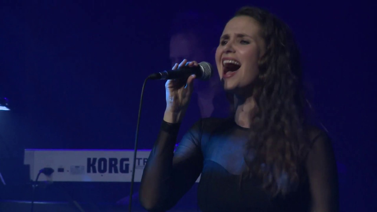 Hangvilla díj -Tompos Kátya: Szerelem