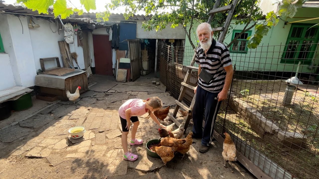 Daily Life In the Village ! MILU and family day away from civilization