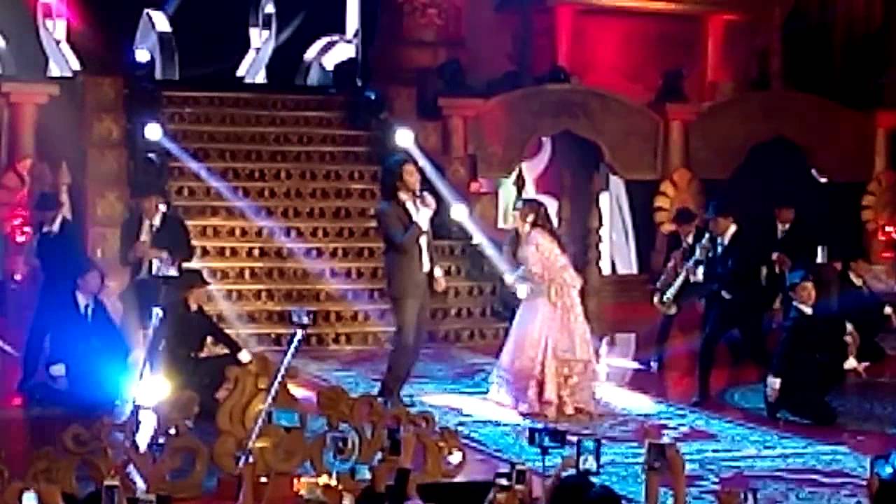 Shaheer singing with Ayu ting-ting(by @jodiewahyu)