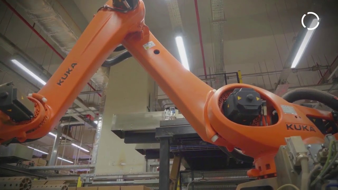 KUKA robots are on duty at one of the largest tea factories in the world