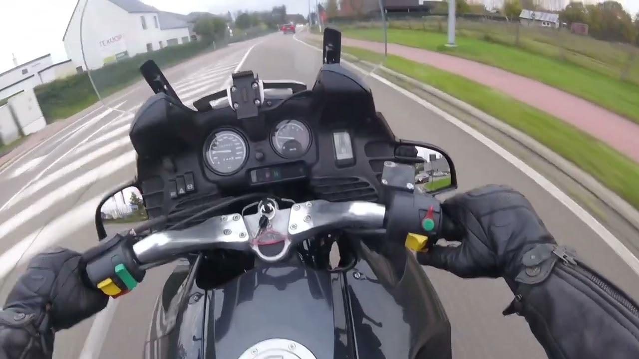 BMW R1100rt