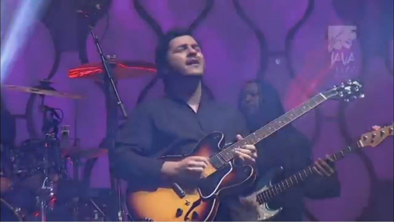 Francisco Sales w/ Incognito Live at Java Jazz