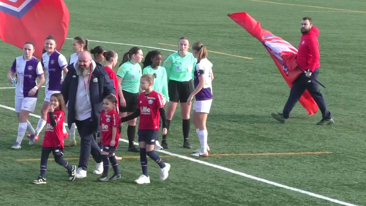 Lille OSC and Toulouse FC enter the field on 18.01.2026