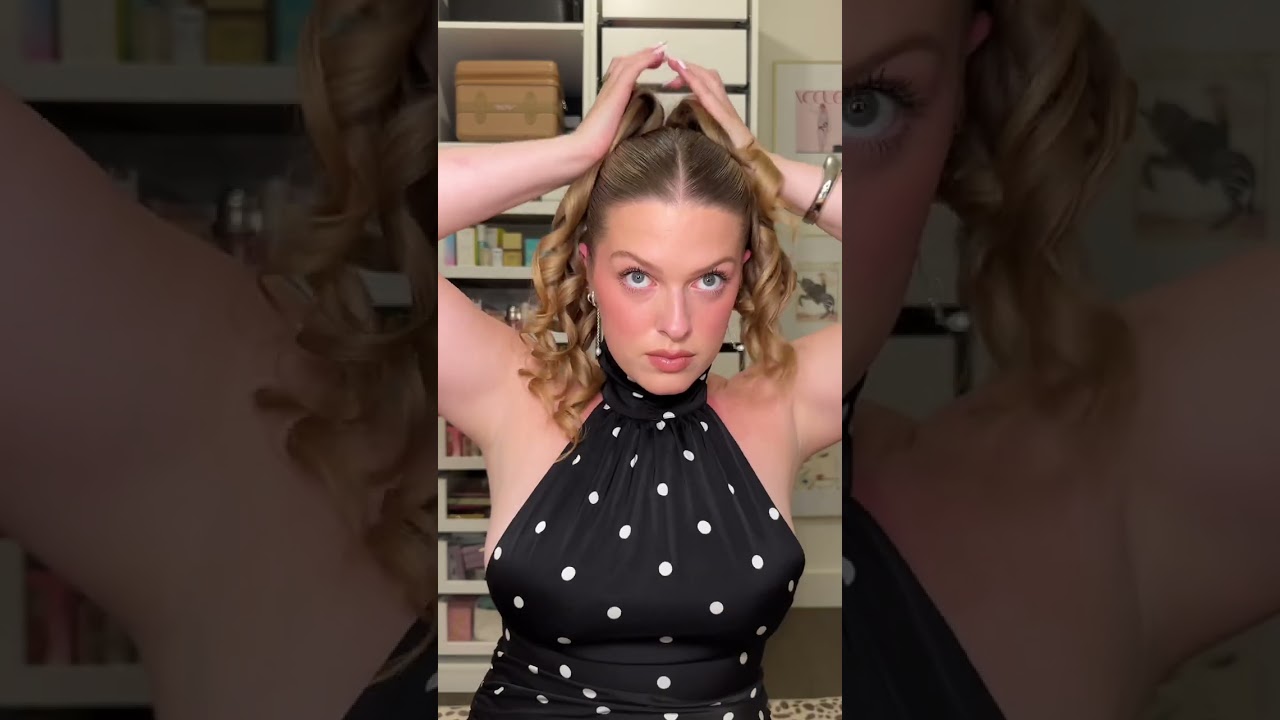 dirty hair + no time for wash = products: Hair styling cream sleek stick Affair 001 brush gold lust