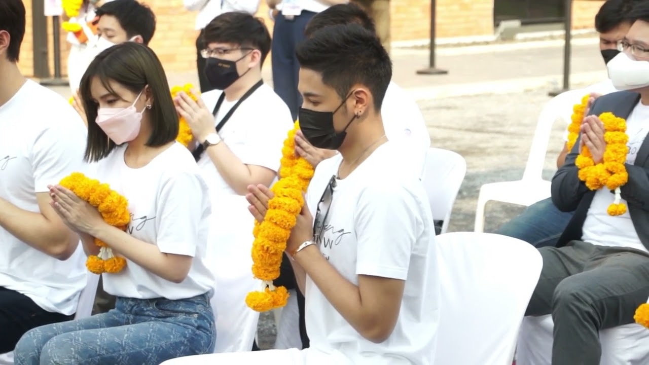 สิงโต ปราชญา ร่วมงาน + สัมภาษณ์ #บวงสรวงซีรี่ส์สุดท้ายที่ปลายรุ้ง