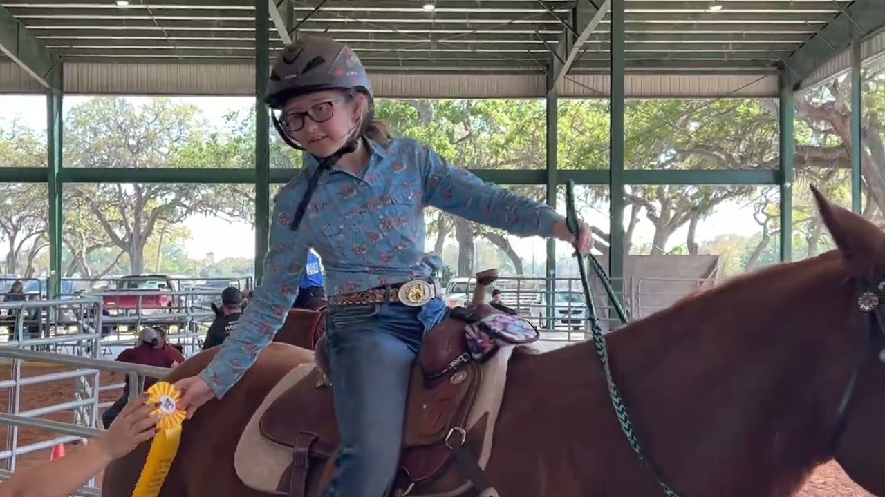 4H Western Pleasure and Ranch Ridding, Maybrie Wins Awards